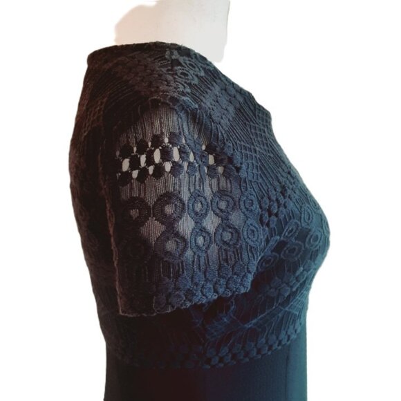 Maggy London Black & Lace Sheath Dress 6P - Picture 4 of 10